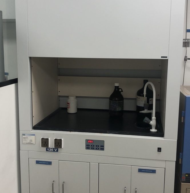 Campana de Extracción de Gases para Laboratorio